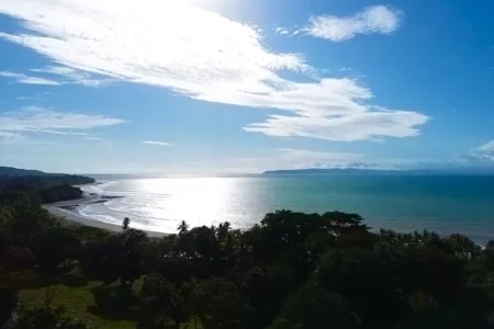 Pavones, Costa Rica – Oplus
