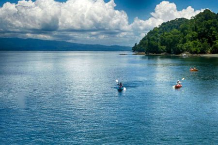 Kayaking-on-Golfo-Dulce-by-Playa-Nicuesa-Lodge Kayaking-on-Golfo-Dulce-by-Playa-Nicuesa-Lodge
